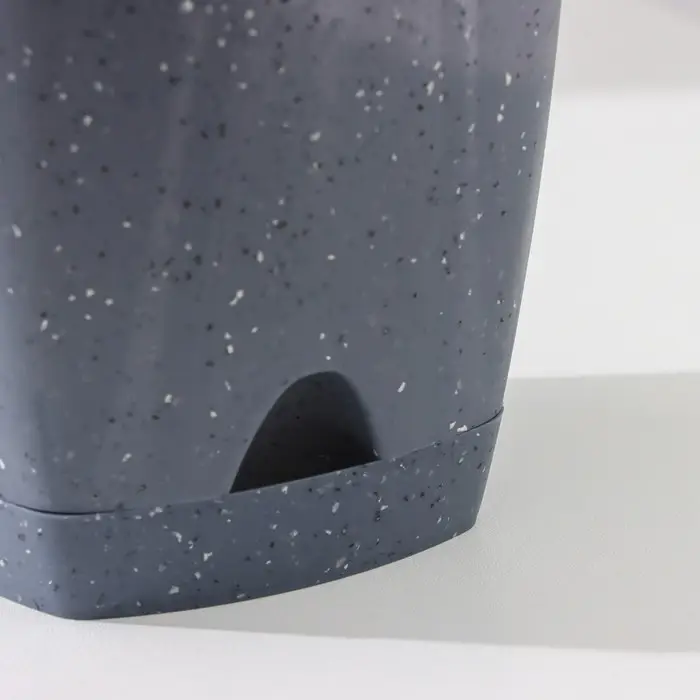 Горшок для цветов с прикорневым поливом &laquo;Amsterdam&raquo;, 1,35 л, d=14 см, темный камень