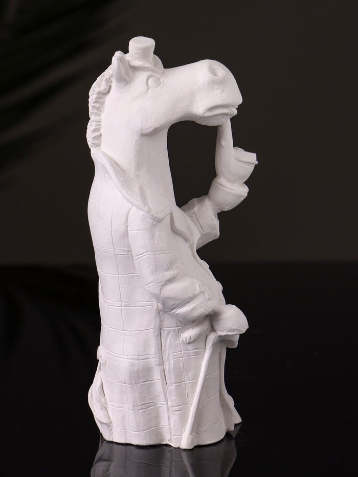 Статуэтка "Конь в пальто" 11х5 см, натуральный