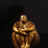 Фигура "Дама" 9х8х8 см, бронза