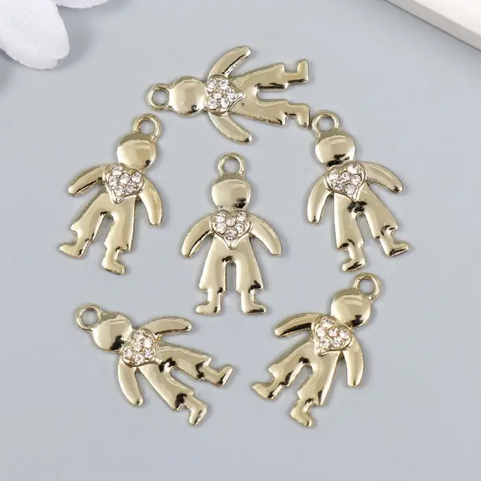 Металлический элемент, декоративная подвеска &laquo;Арт Узор. Мальчик с сердечком&raquo;, стразы, золото, 1.5&times;2.2 см