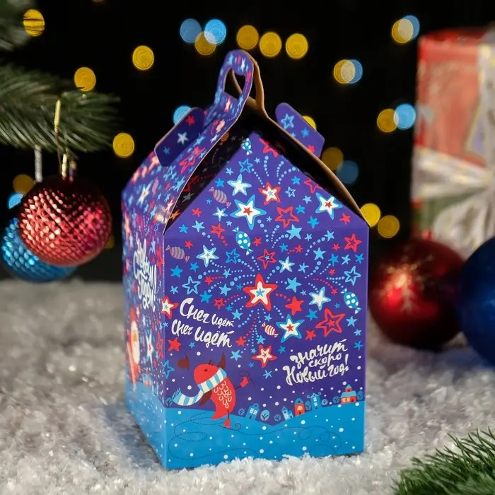 Коробка новогодняя подарочная складная &laquo;Фейерверк&raquo; 12&times;12&times;17 см