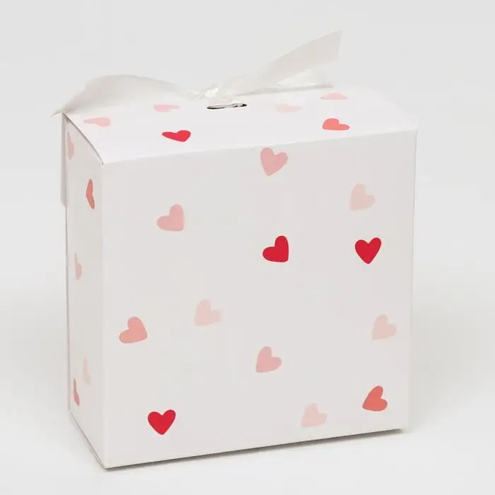 Подарочная коробка сборная с окном I LOVE YOU, 11.5&times;11.5&times;5 см