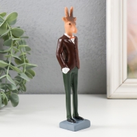 Сувенир полистоун "Козёл в костюме"