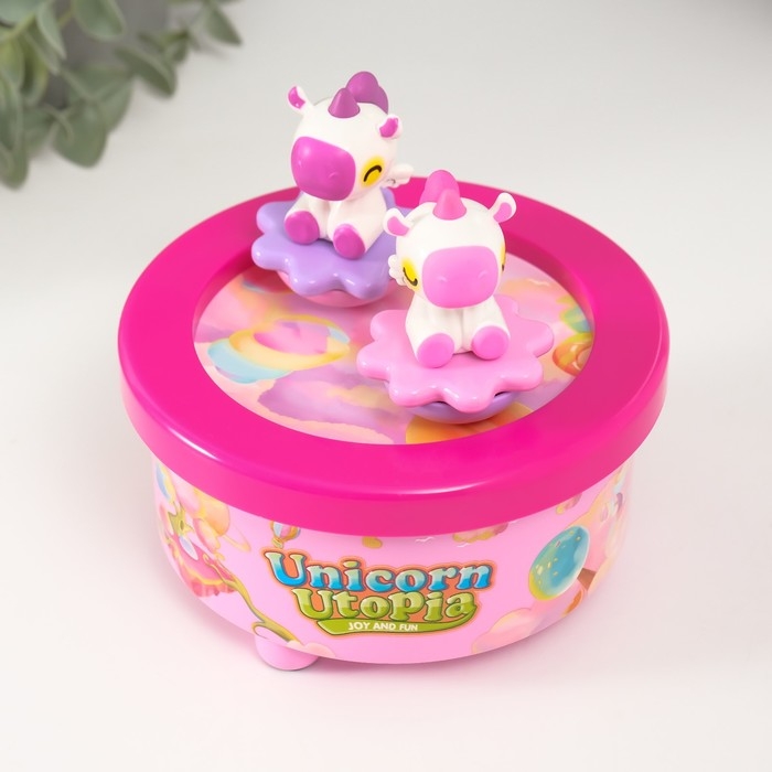 Сувенир музыкальный механический магнитный "Единороги" 12,2х12,2х11,5 см