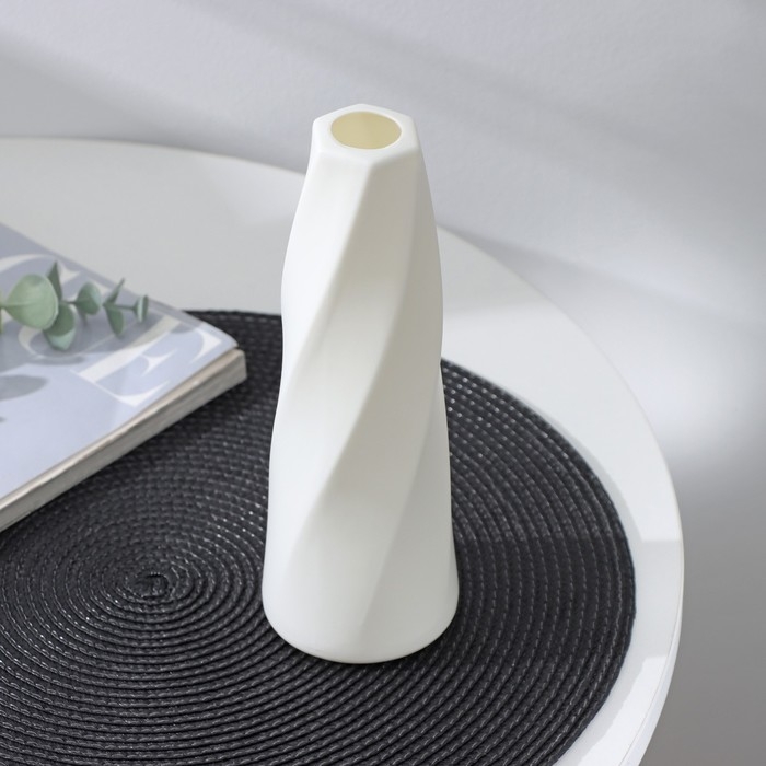 Ваза для цветов &laquo;Грация&raquo;, 4&times;7&times;21 см, 450 мл, цвет белый