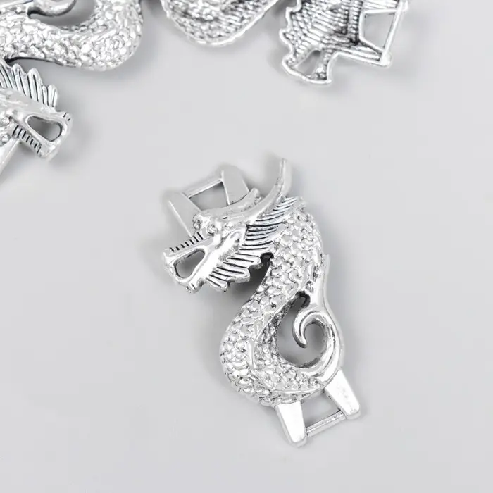 Коннектор для творчества металл 2 ушка "Китайский дракон" серебро 3,6х2 см