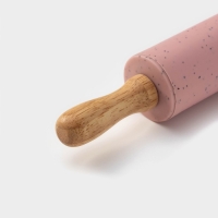 Скалка Доляна &laquo;Конфетти&raquo;, 30&times;4,3 см, рабочая часть 17 см, цвет розовый