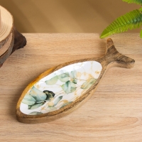 Блюдо в форме рыбки "Листья" дерево манго 32х11,5х2 см