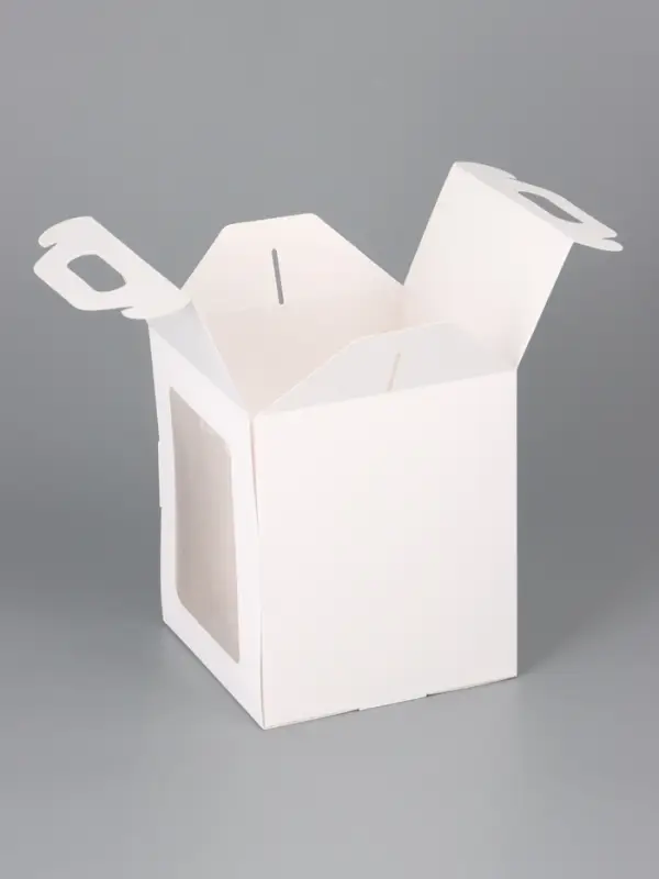 Коробка подарочная пасхальная с окном, белая, 15&times;15&times;18 см