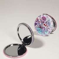 Зеркало складное &laquo;Цветы&raquo;, d = 7,2 см, с увеличением, цвет сиреневый/фиолетовый