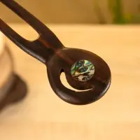 Заколка для волос фигурная, дерево Соно, ракушка, 17х4 см, цв. тёмно-коричневый