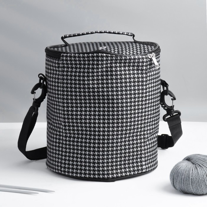 Сумка-футляр &laquo;Гусиная лапка&raquo;, 2 люверса, d = 21 &times; 23 см, цвет чёрный/белый