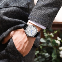 Часы наручные кварцевые мужские "Кони", d-4.4 см, серебро