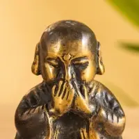 Сувенир бронза "Монах" 5х4х8 см