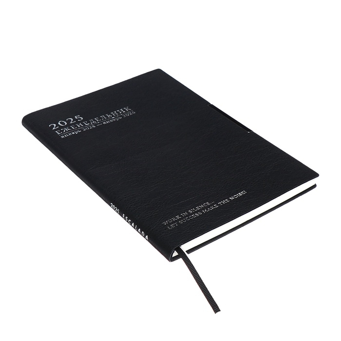 Еженедельник датир 2025г мягк обл иск кож А6+ 80л ESCALADA, тис ф, кр бл 70 г/м&sup2;, чёрный