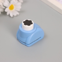 Дырокол фигурный "Цветок" диаметр рисунка 1,5 см МИКС 4х3,5х3 см