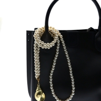 Портупея жемчужная с кулоном &laquo;Ракушка&raquo;, 129 см, белая в золоте