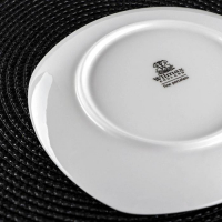 Тарелка фарфоровая пирожковая Wilmax Ilona, d=16,5 см, цвет белый