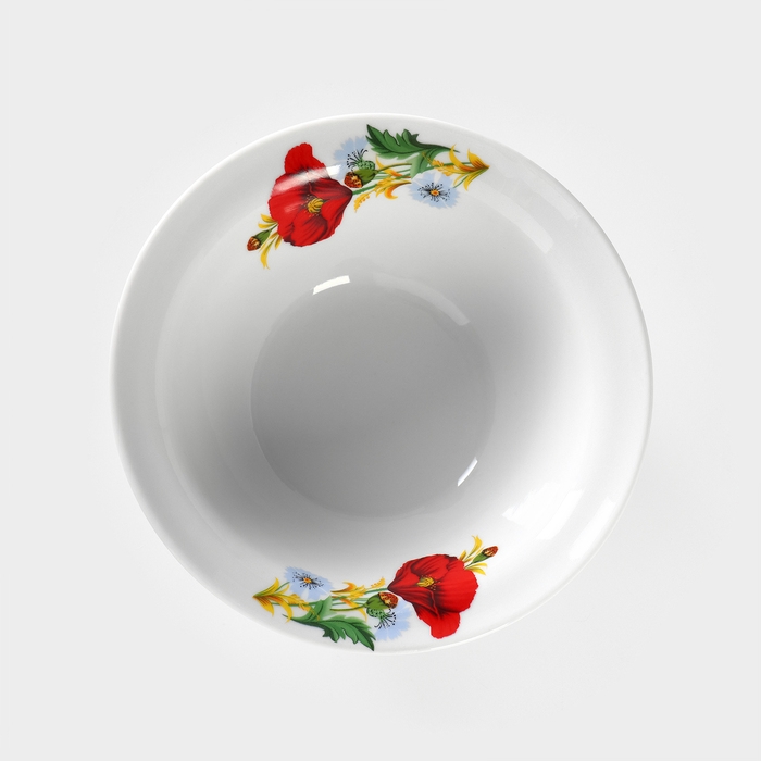 Тарелка фарфоровая &laquo;Маки красные&raquo;, 550 мл, d=17 см