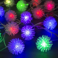 Гирлянда &laquo;Нить&raquo; 5 м с насадками &laquo;Ёжики цветные&raquo;, IP20, прозрачная нить, 20 LED, свечение мульти (RG/RB), мигание, 220 В