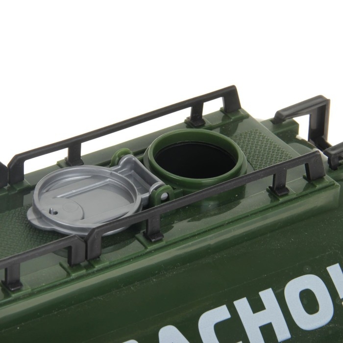 Военная спецтехника &laquo;Цистерна &laquo;Огнеопасно&raquo;