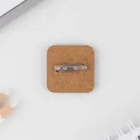 Значок &laquo;Своих не бросаем&raquo;, 3&times;3 см