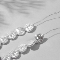 Бусины пластиковые на нити &laquo;Жемчуг&raquo; 1,4&times;1,4&times;0,6 см, (набор 90 шт.), цвет белый