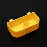 Поилка под бутылку для птиц внутренняя 14,3 х 6,8 х 4,5 см, жёлтая