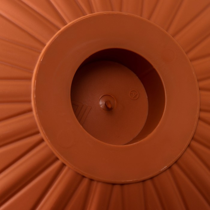 Кашпо уличное для цветов подвесное «Джулия», 8 л, цвет коричневый Кашпо уличное для цветов подвесное «Джулия», 8 л, цвет коричневый