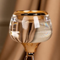 Подсвечник металл, стекло на 1 свечу &laquo;Изысканность&raquo; цвет золото 9.5 х 9.5 х 22.5 см