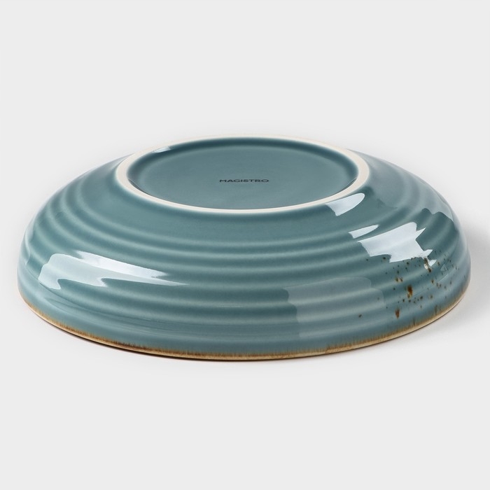 Тарелка фарфоровая глубокая Magistro &laquo;Церера&raquo;, 700 мл, d=18,5 см, цвет голубой