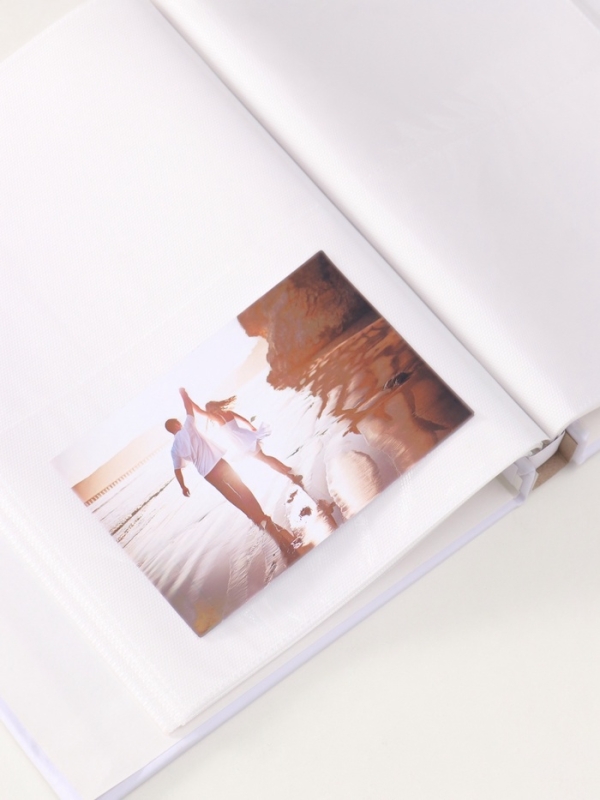 Фотоальбом на 100 фото 13х18 см "Пёсик и десертики" кожзам, в коробке 4х23х29 см