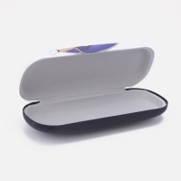 Футляр для очков на хлопушке, длина 16 см, цвет белый Футляр для очков на хлопушке, длина 16 см, цвет белый