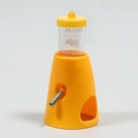 Поилка 80 мл с основанием-домиком для мелких грызунов, 8 х 8 х 16,5 см, жёлтая Поилка 80 мл с основанием-домиком для мелких грызунов, 8 х 8 х 16,5 см, жёлтая