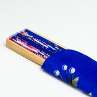 Веер бамбук, текстиль h=21 см "Цветы" с чехлом, синий Веер бамбук, текстиль h=21 см "Цветы" с чехлом, синий