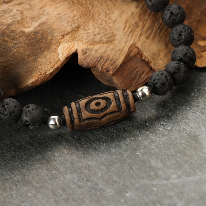 Браслет из лавы с бусиной Дзи &laquo;Три глаза&raquo; №1