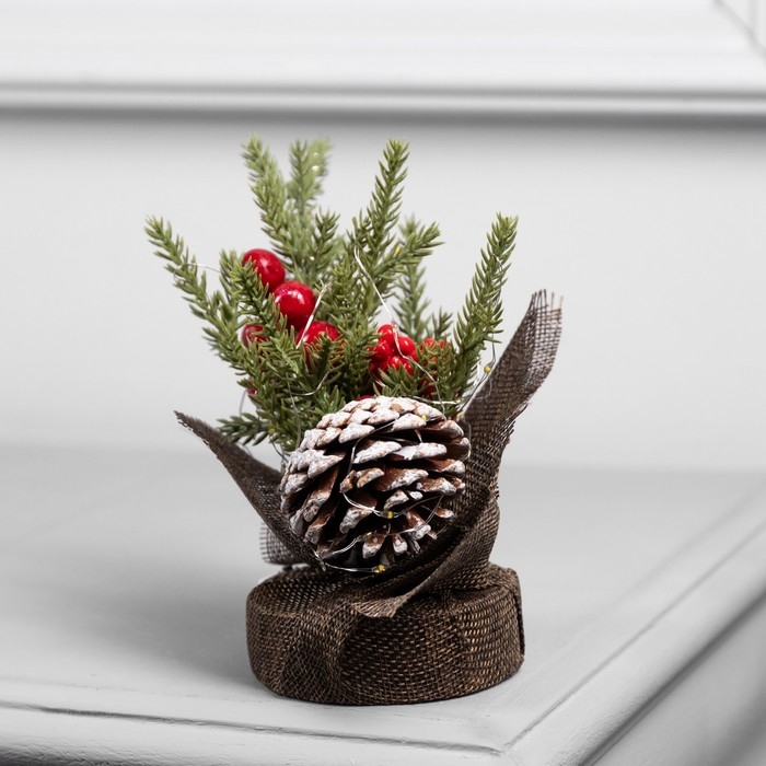 Фигура светодиодная &laquo;Зимняя рябина&raquo; 19 x13 x13 см, 10 LED, батарейки AG13x3 (в комплекте), свечение тёплое белое