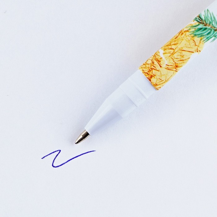 Подарочный набор новогодний  блокнот, ручка и бальзам для губ &laquo;Мечты сбудутся в новом году!&raquo;