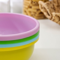 Миска пластиковая, 1.7 л, цвет МИКС