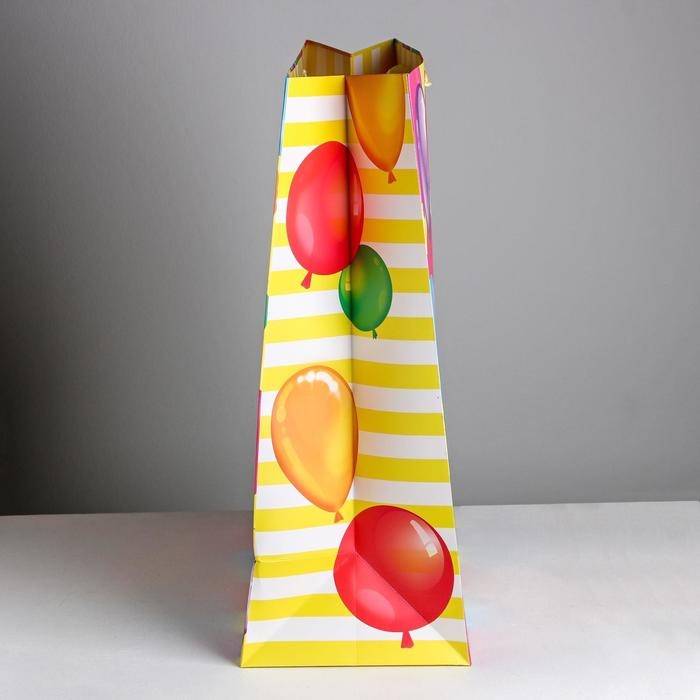 Пакет подарочный ламинированный вертикальный, упаковка, &laquo;С днём Рождения!&raquo;, XL 40 х 49 х 19 см