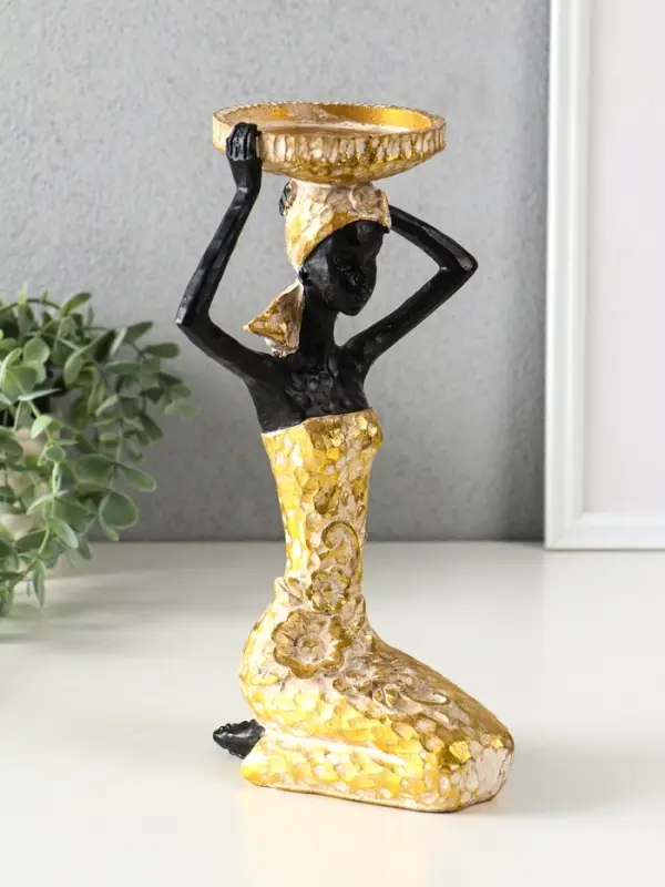 Подсвечник полистоун "Африканка в косынке с цветами" золото d=8 см 14х15х27,5 см