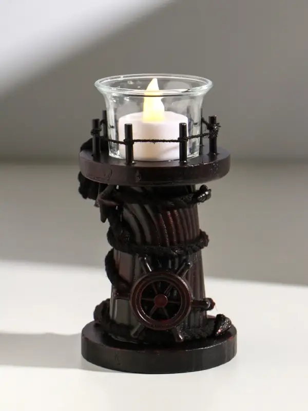 Подсвечник дерево, стекло на 1 свечу "Маяк и штурвал" 8,5х8,5х15,5 см