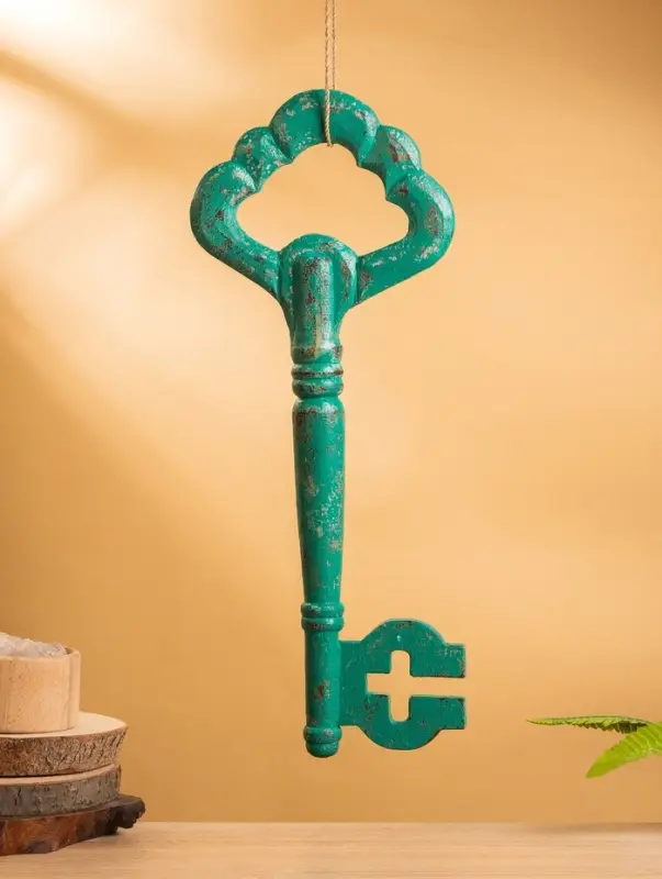 Сувенир &laquo;Ключ от счастья&raquo;, 21&times;4.5&times;50 +/- 3 см, дерево, зелёный