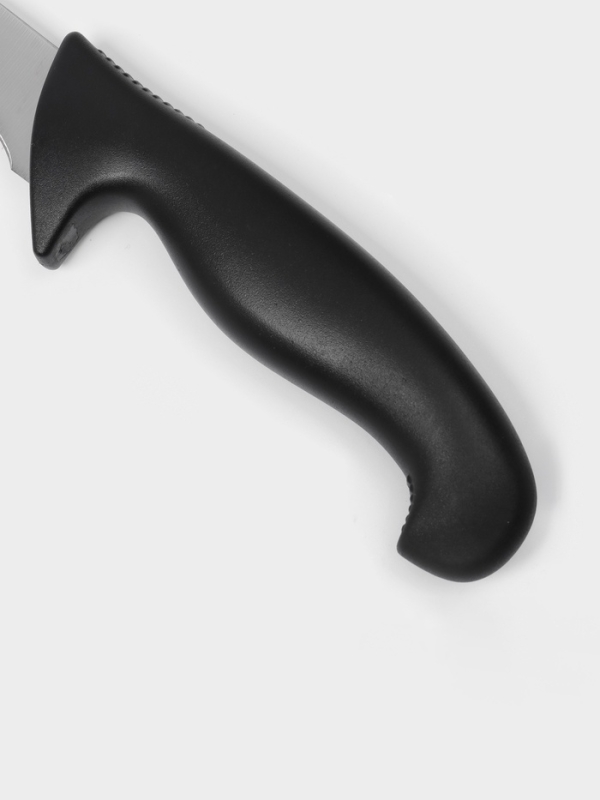 Нож обвалочный, лезвие 15,2 см, черная ручка