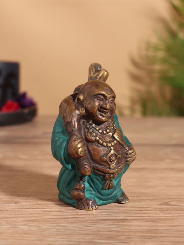 Сувенир бронза "Монах" 4х4х6 см