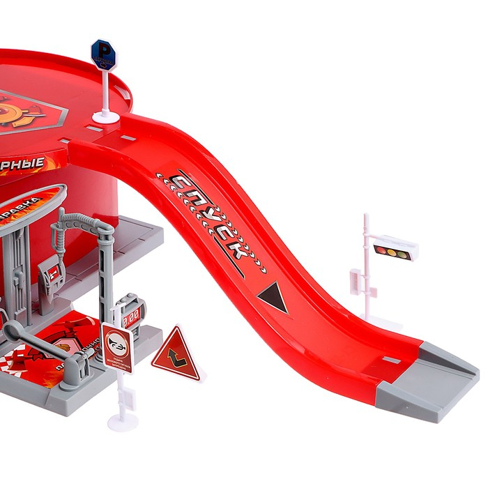 Парковка «Пожарная часть», с 2 металлическими машинами Парковка «Пожарная часть», с 2 металлическими машинами