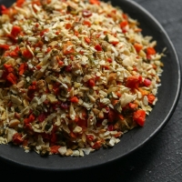 Набор специй &laquo;Новые грани вкуса&raquo;: смесь 4 перца, приправа для аджики, восточная приправа, 300 г (3 шт. х 100 г).