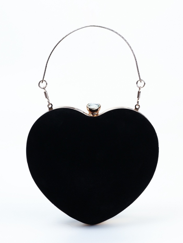 Сумка жен, 18*9*20, отд на фермуаре, цепь, текстиль, сердце, черный Сумка жен, 18*9*20, отд на фермуаре, цепь, текстиль, сердце, черный