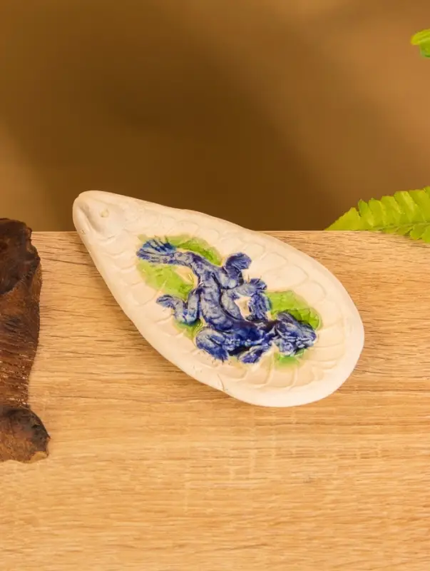 Подставка под благовония &laquo;Ящерица&raquo;, 14&times;7&times;1.5 см, керамика, синяя