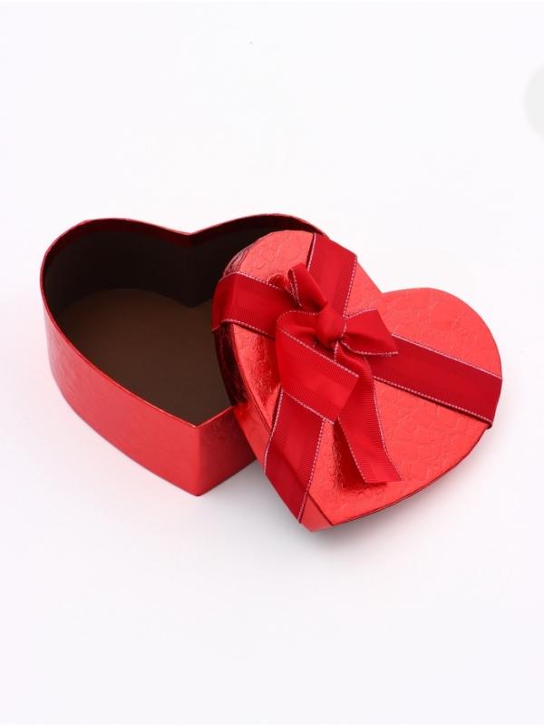 Набор коробок 3 в 1 сердца 22 х 20 х 9;  18.5 х 17 х 7.5; 1 6 х 14 х 6 см